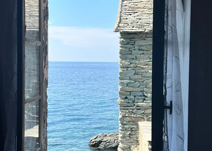 U Magazinu Villa Pino